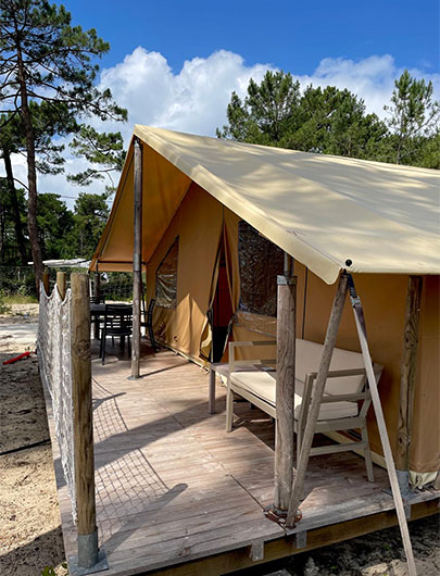 Lodge : hébergements insolites en Gironde au camping Montacabana