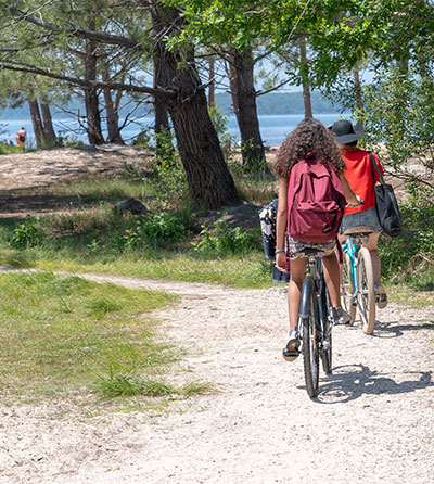 Explorez à vélo la Boucle du Lion, lors de votre séjour au camping Montacabana en Nouvelle-Aquitaine